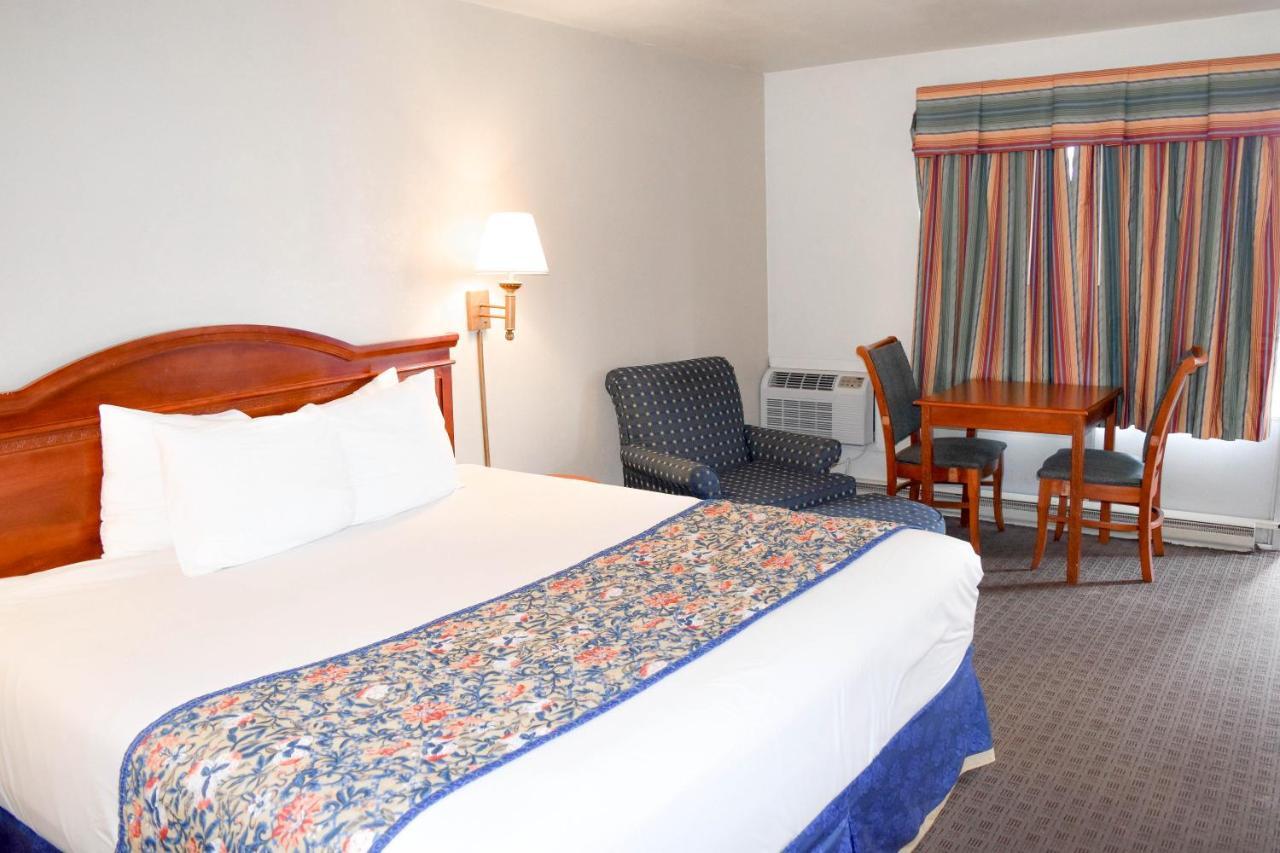 Attleboro Motor Inn Buitenkant foto